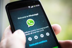 whatsapp security flaw